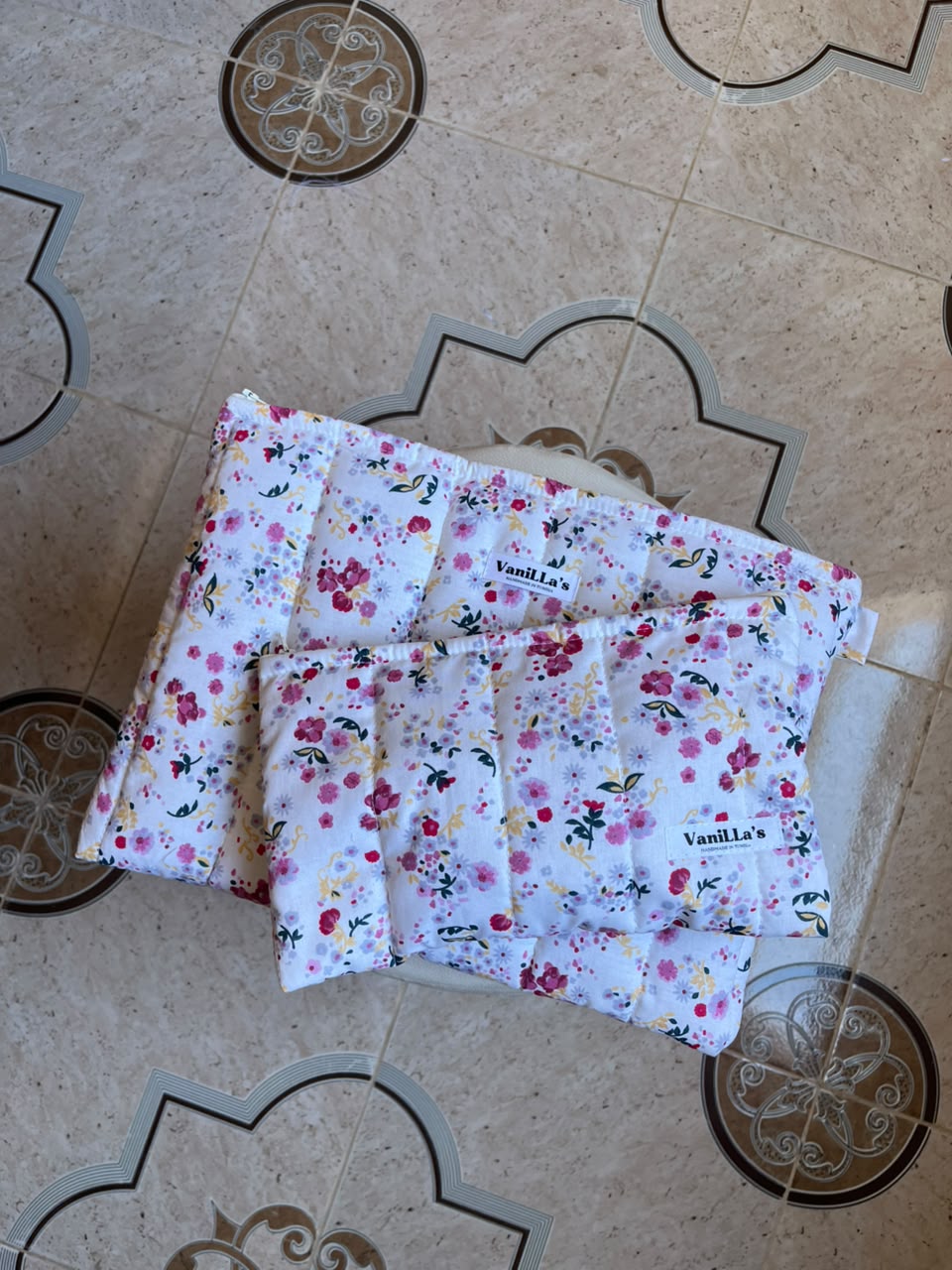 Pack pc Dhalia (Pochette pc + pochette chargeur )